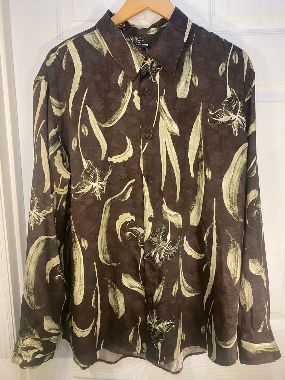 Zara XL Brown Button-Down Shirt with Cream Floral Brushstroke Print